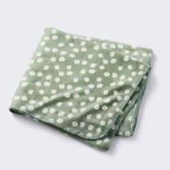 Plush Baby Blanket - Green Floral - Cloud Island™ 7 Plush Baby Blanket - Green Floral - Cloud Island™ -Cloud Island Store GUEST 990d1b37 e10c 4b06 acf6 2192262cb9bf